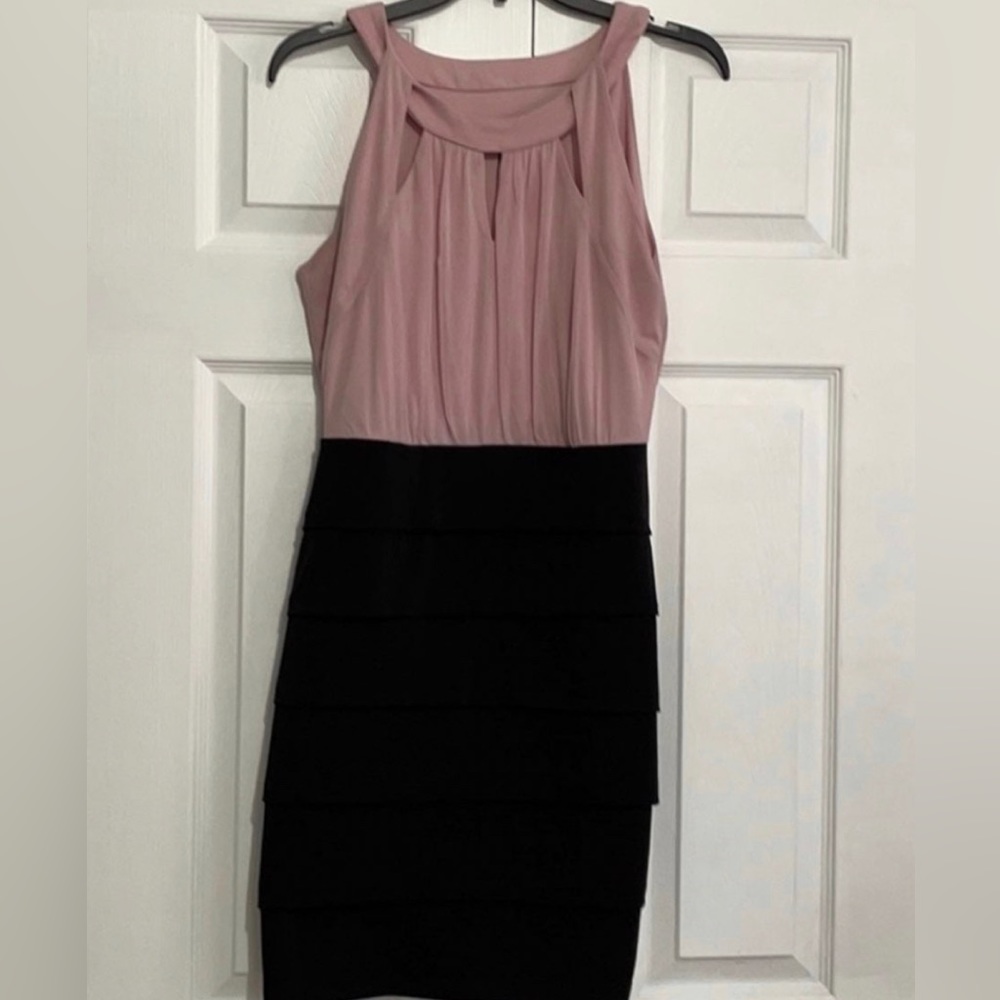 Women’s dress
